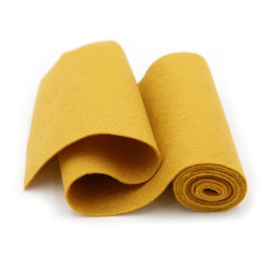 Filzrolle in der Farbe SENF - 100% Wollfilz in Gelb - 13cm x 92cm