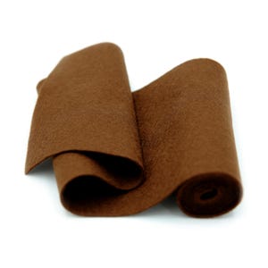 Filzrolle aus 100 Prozent Wollfilz in der Farbe BRAUN - Designerfilz - 13cm x 92cm