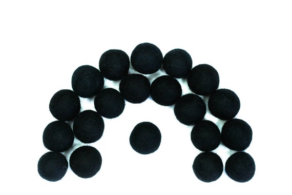 Black Ball and Foam Necklace Black Ball and Foam Necklace