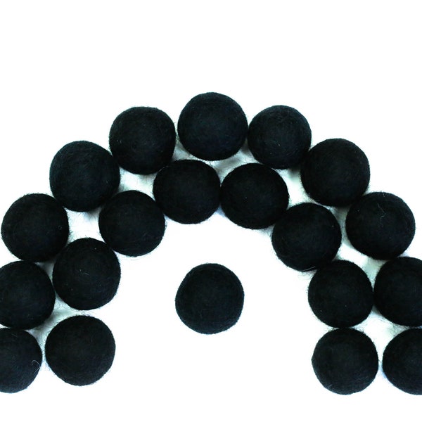 Wool Felt Balls // Felt Ball Garland DIY // DIY Mobile // diy Necklace // Poms // Wool Beads // BLACK // 1 cm 1.5 cm 2 cm 2.5 cm 3 cm 4 cm
