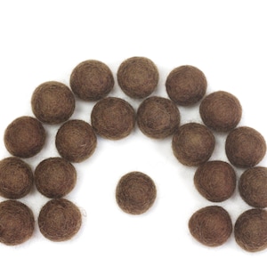 Garland DIY Felt Balls // Felt Pom Poms // 100% Wool Beads // DIY Mobile // diy Necklace // CHOCOLATE // 2.5 cm