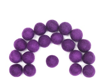 Felt Balls // DIY Garland // diy Mobile // diy Necklace // Felt Poms // Wool Beads // DARK MAGENTA  // 1 cm 1.5 cm 2 cm 2.5 cm 3 cm 4 cm