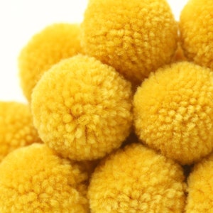 Yarn Poms -  P27 DANDELION Yarn Pom Pom