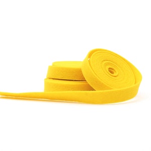 Wollfilz - 100 Prozent Wollfilzband in der Farbe BUTTERCUP - 1/2 Zoll X 2 Meter - Merino Wollfilz - Gelbes Band - ButtercupBand