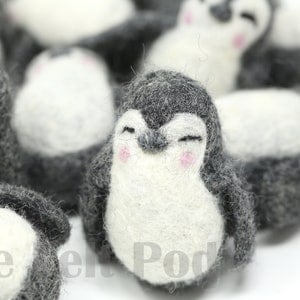 フェルトの動物 | フェルトのペンギン | ペンギンのオーナメント | フェルトの形 | フェルトのオーナメント | クリスマスのオーナメント