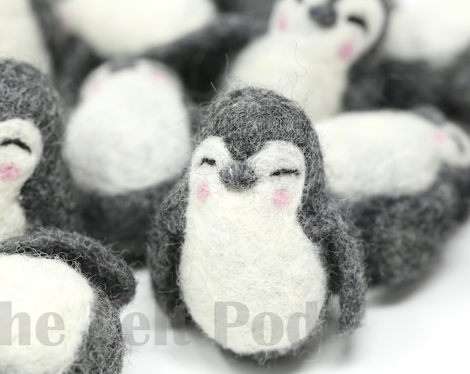 Felt Animals | Felt Penguins | Penguin Ornament | Felt Shapes | Felt Ornaments | Christmas Ornaments