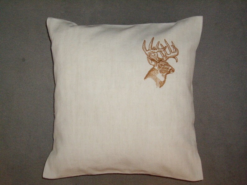 Cushion-linen cushion made of farmhouse linen with embroidery Hirschkopf in the upper right corner image 2