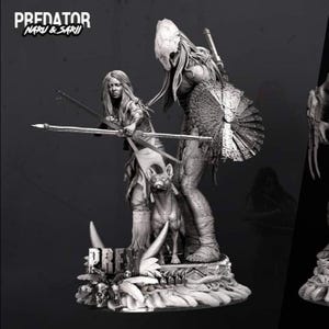 Puede incluir: Un conjunto de figuras de resina monocromáticas titulado PREDATOR NARU & SARII que presenta una figura humana con una lanza, una criatura con cabeza de calavera y escudo circular, y un perro sobre una base con el texto PREY y calaveras.