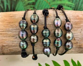Tahitian Pearl Bracelet – 3 Pearls on Black or Brown Leather, Unisex Design