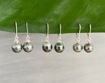 DOORBUSTER Tahitian Pearl Leverback earrings , Tahitian pearl earrings , Tahitian pearl jewelry , perle de Tahiti , Pearl leverback earrings