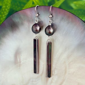 NEW ! Tahitian pearl and shell Bar Earrings, pearl jewelry, tahitian pearl jewelry, pearl earrings, tahitian pearl earrings, tahitian pearl