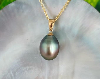 Flawless Unique Champagne Rosé 11.8mm Tahitian pearl pendant | 18k solid gold tahitian pearl jewelry , tahitian pearl necklace