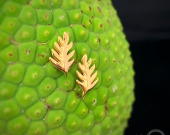 ʻUlu Leaf Stud Earrings – Minimalist Hawaiian Jewelry, Breadfruit Leaf Earrings, Tropical Elegance