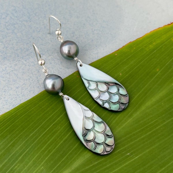 Mermaid Scale Tahitian Pearl and Hand Carved Mother Of Pearl Earrings , shell earrings , hawaiian earrings , hawaii , hawaiian jewelry