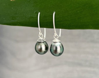 DOORBUSTER Small Tahitian Pearl Marquis Style Earrings , tahitian pearl , tahitian pearl earrings , tahitian pearl drop earrings