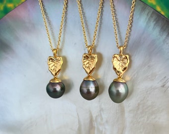 Kalo Leaf and Tahitian Pearl Pendant , tahitian pearl necklace , tahitian pearl pendant , tahitian pearl jewelry hawaii , tahitian pearl .