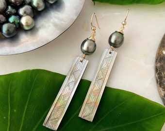 Hand carved Mother of Pearl Bar and Tahitian Pearl dangle earrings , shell earrings , tahitian pearl earrings