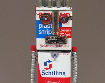 Robot Sculpture - Droid