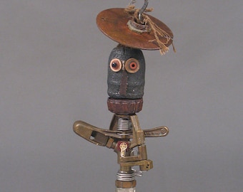 Robot Sculpture - Arno