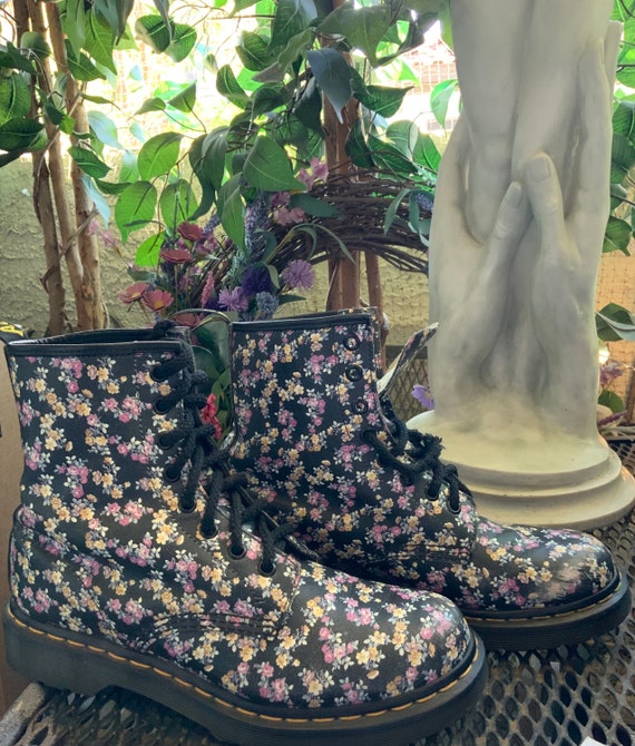 Vintage Dr Martens Boots Floral Boots Gardening Bo