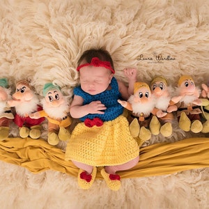 Princess Snow White Photo Prop,Newborn Photo Prop, crochet Baby outfit,Baby Dress,Princess Photo Prop,Baby Princess outfit, Princess Costume