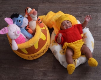 Crochet Winnie the Pooh Outfit: Newborn Baby Costume, Photo Prop