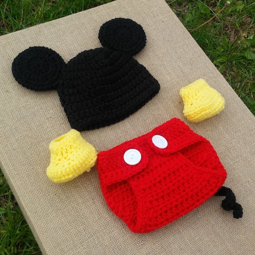 Handmade Crochet Newborn baby boy Mickey Mouse Hat Diaper Cover and booties, PHOTO PROP, Mickey hat and diaper cover set red