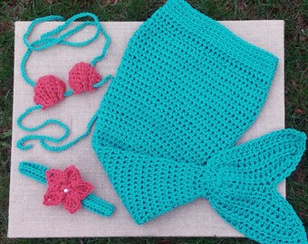 Baby Mermaid costume, CROCHET MERMAID outfit, newborn mermaid tail ,photo prop green and Coral mermaid tail,newborn mermaid cocoon