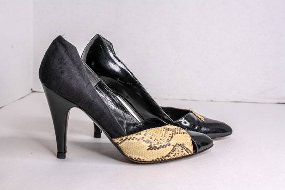 Vintage 80s Prevata High Heel Shoes Pumps Tan Sna… - image 3