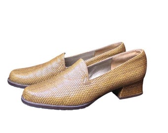 Vintage Prevata Snake Skin Leather Loafers Brown Block Heel Slip On Classic Made In Italy Size 6B