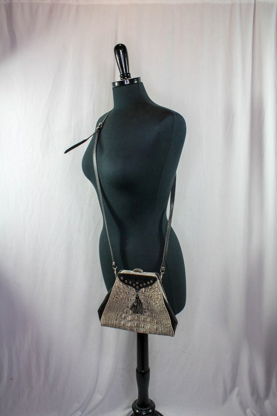 Vintage Woodward & Lothrop Triangle Purse Embossed Leather