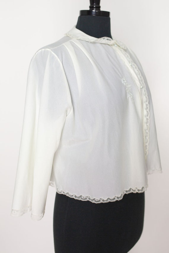 Vintage 50s Dwalyne Bed Jacket Bonwit Teller. Whi… - image 3