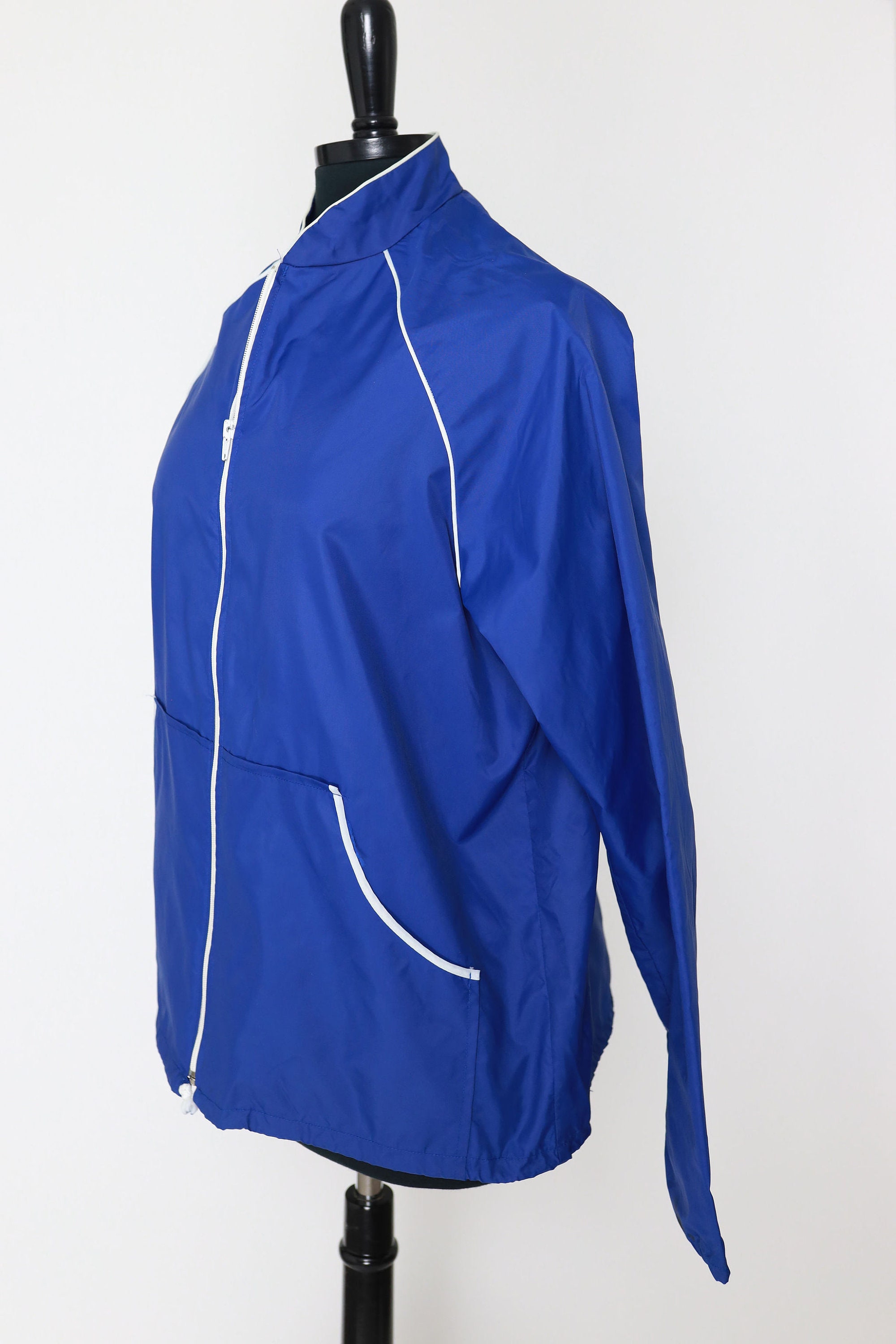 Vintage Windbreaker Blue White Lightweight Retro Sportswear