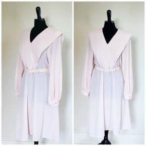 Vintage Pastel Peach Pleated V Neck Dress Belted 1970s 1980s