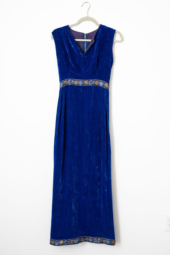 Vintage 60s Blue Velvet Maxi Dress Sleeveless Emp… - image 3