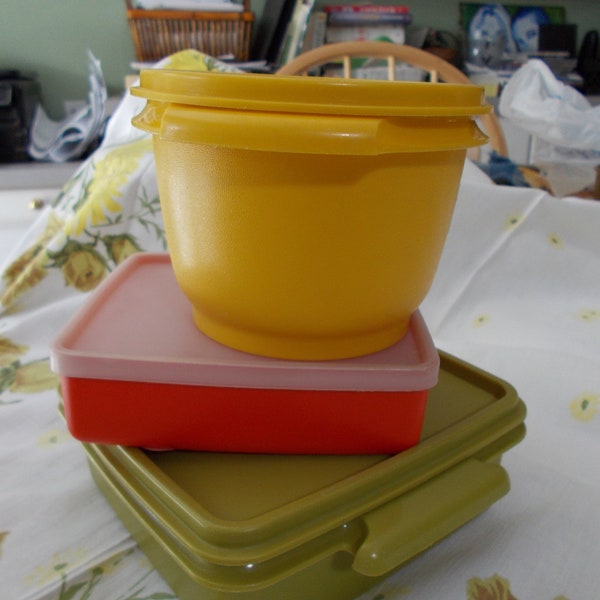 REDUCED Vintage Tupperware Containers