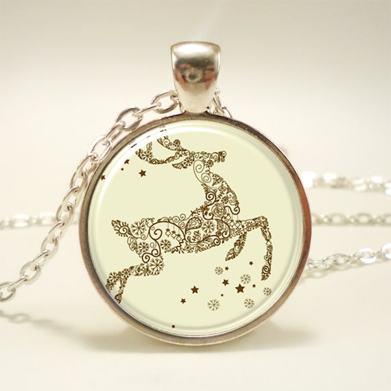 Reindeer Christmas Necklace, Xmas Hostess Gift, Festive Holiday Jewelry (1329S1IN)