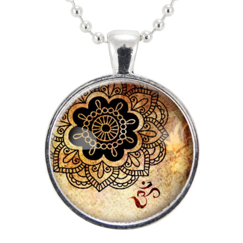 Om Necklace, Henna Design Yoga Jewelry, Om Charm, Silver Plate 0449S25MMBC image 1