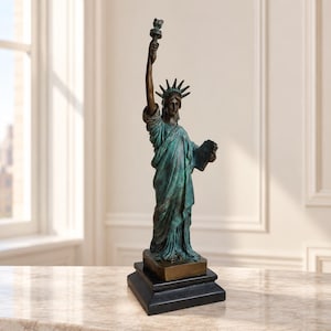 アンティーク雑貨 Vintage Statue of Liberty Vintage Statue of Liberty Figurine - Etsy