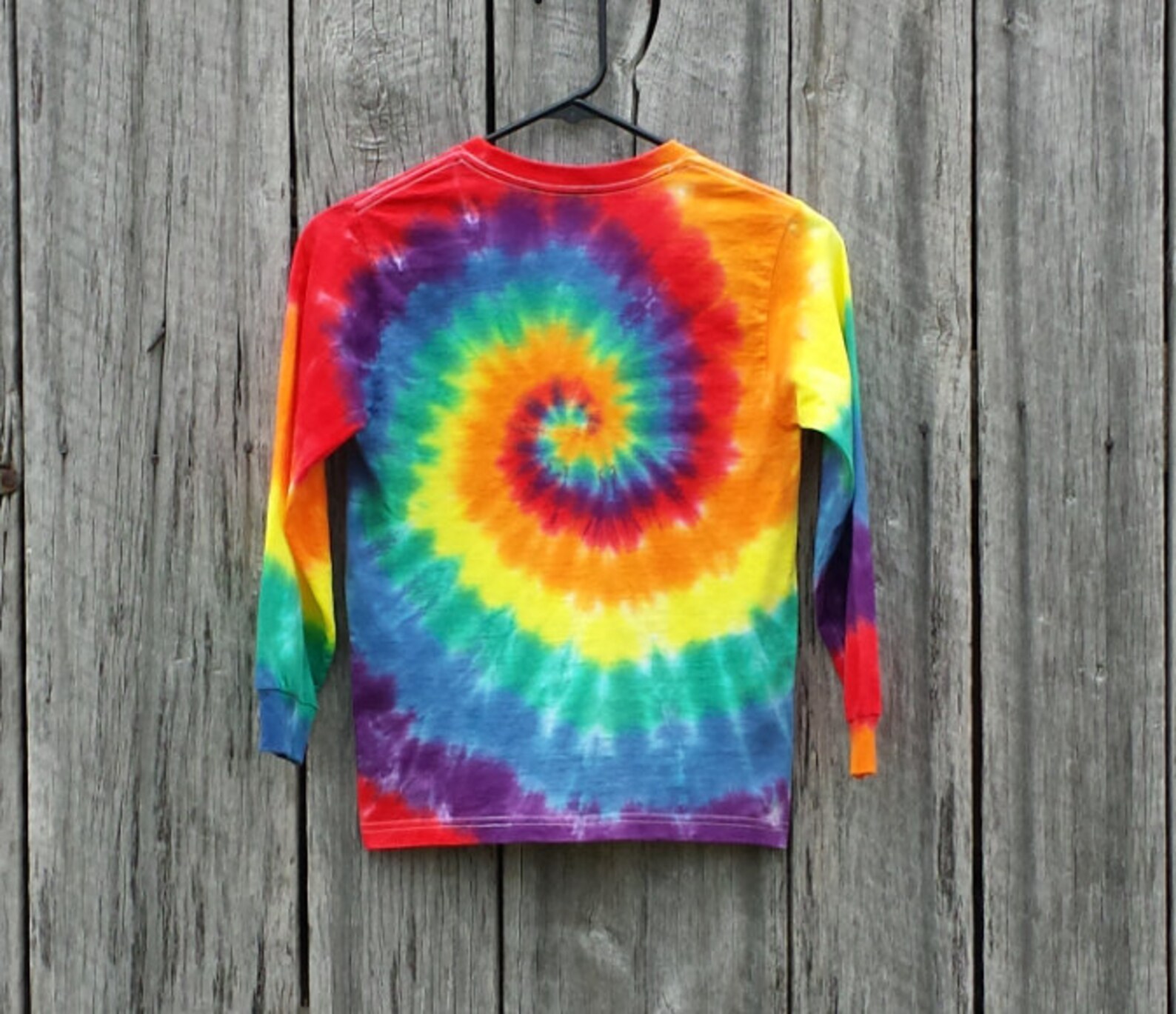2t tie dye shirt