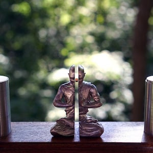 Levitation Physics Sculpture, &quot;The Space Between&quot;, Bismuth Diamagnetic Kinetic Maglev, Meditation Altar Statue Art, Unique Zen Room Decor