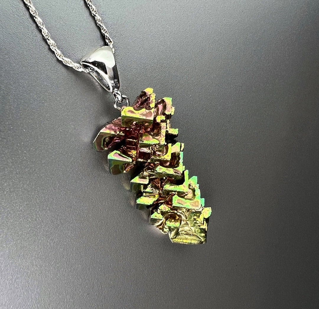 Irish Buckle Frost Crushed Crystal Framed in AB Diamantes main image 0