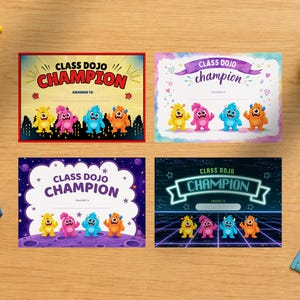 Pode incluir: Quatro certificados de prémio retangulares Class Dojo Champion com ilustrações de monstros coloridos. Os designs incluem um brilho solar amarelo, uma borda em aguarela roxa, um tema espacial com um planeta e um fundo de grelha digital.