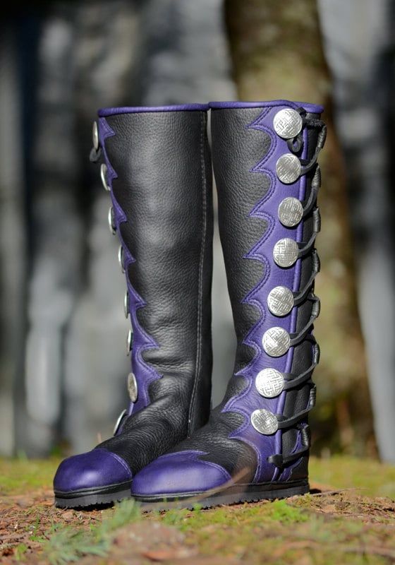 Plum colored deals boots