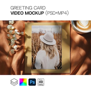 Grußkarte Video Mockup (PSD + MP4) Vertikales Postkarten-Mockup, Bewegung im Boho-Stil, ungefaltetes Papier, Kunstwerk, Vorschau, animierte Vorlage