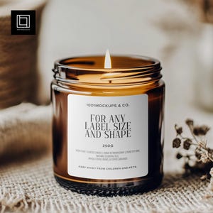 Boho Candle Mockup (PSD), All Seasons Bernsteinfarbene Glas Duftkerze Etikett Vorlage, Wohnkultur Mock-up, Candlemaker POD Produkt Vorschau