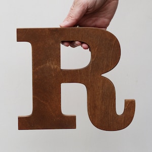 Grandes lettres murales en bois, décoration rustique personnalisée, initiales de l'alphabet colorées personnalisées