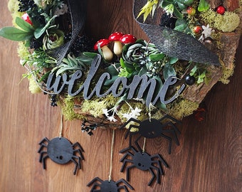 Ręcznie robiony wianek z mchu Sprider na Halloween - Fantazyjna jesienna dekoracja drzwi
