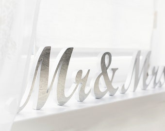Mr and Mrs signs, sweatheart table sign, DIY wedding decor