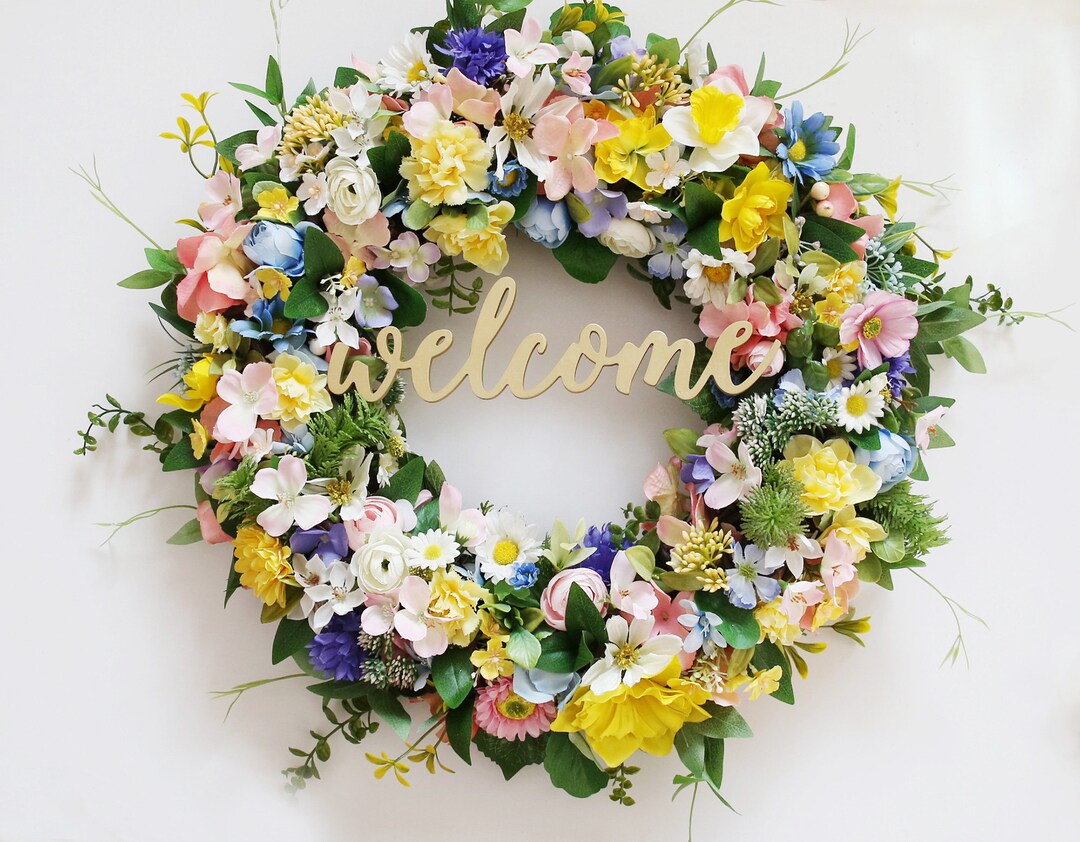 The White Company Floral Spring Wreath